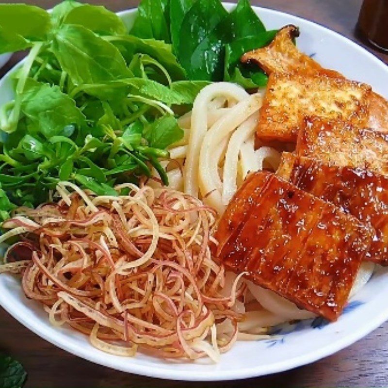 Step 5 Completion of Vegetarian Cao Lau