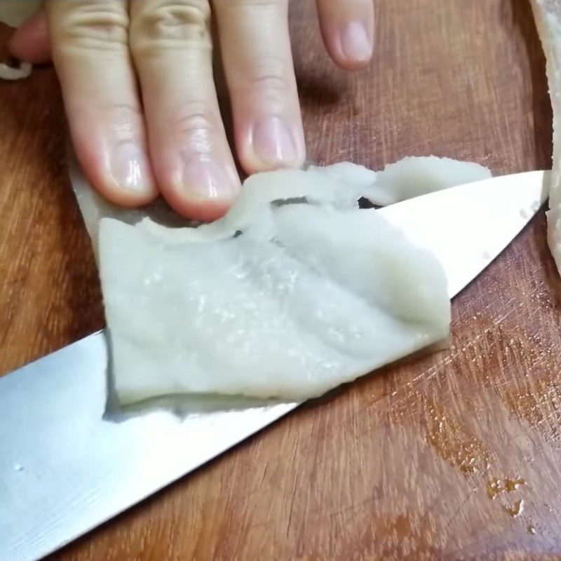 Step 3 Cut the pork skin Crispy Grilled Pork Skin