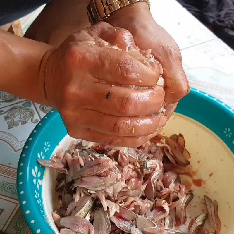 Step 3 Chop and Drain the Fish Sardine Salad