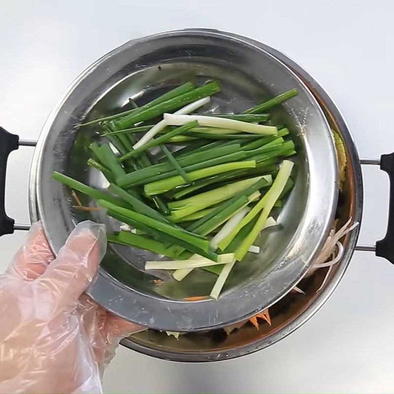 Step 4 Cut and mix vegetables Pickled napa cabbage