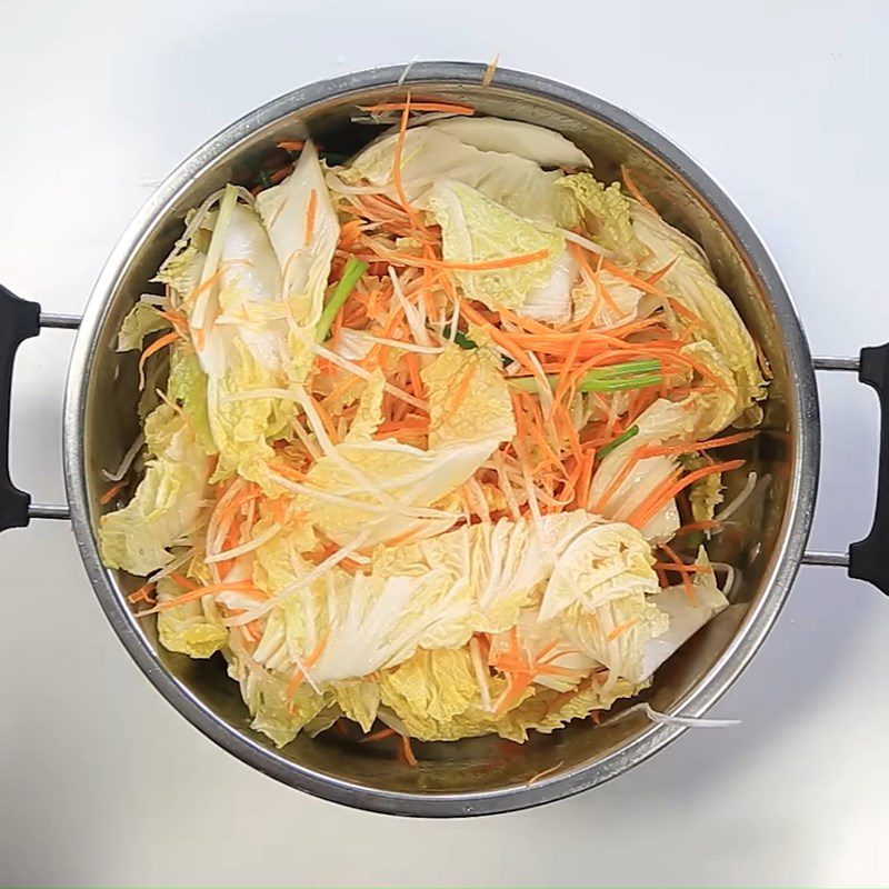 Step 4 Cut and mix vegetables Pickled napa cabbage