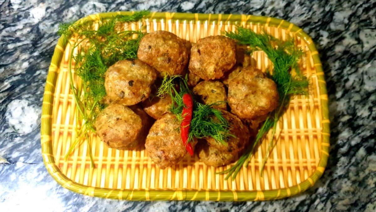 Fried Fish Cake (Recipe shared by a user)