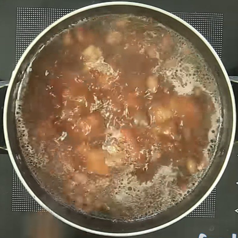 Step 2 Simmer the pork leg with peanuts Pork leg simmered with peanuts