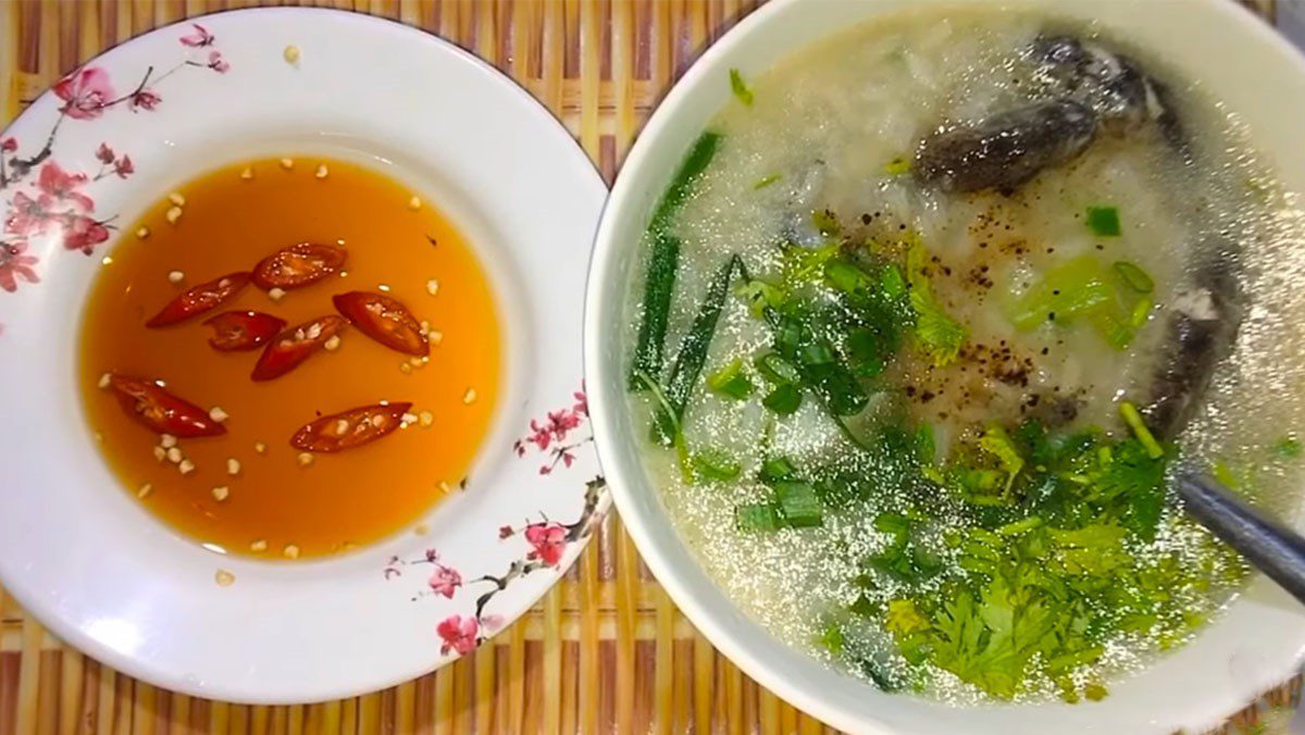 Catfish porridge with green onion