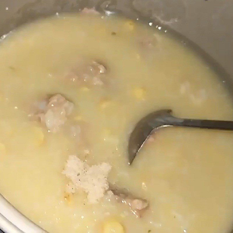 Step 3 Cooking porridge Green bean and lotus seed porridge with ribs