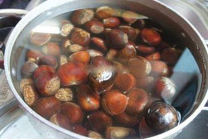 Step 1 Boil the chestnuts Roast chestnuts in the microwave