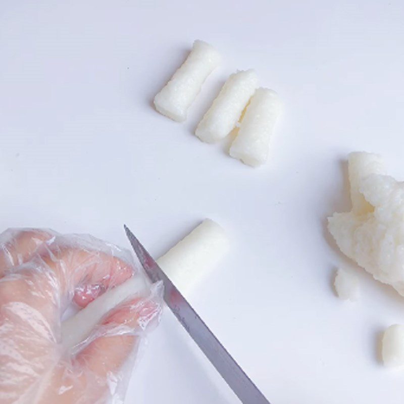 Step 3 Dough Division and Shaping Tokbokki Rice Cake with Leftover Rice