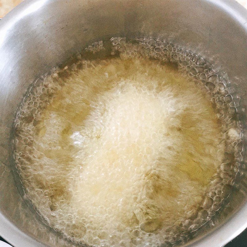Step 5 Frying the cake Crispy fresh milk cake