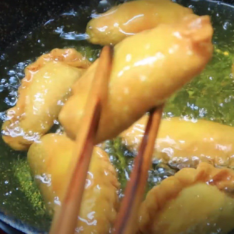Step 4 Fry the Green Bean Cake