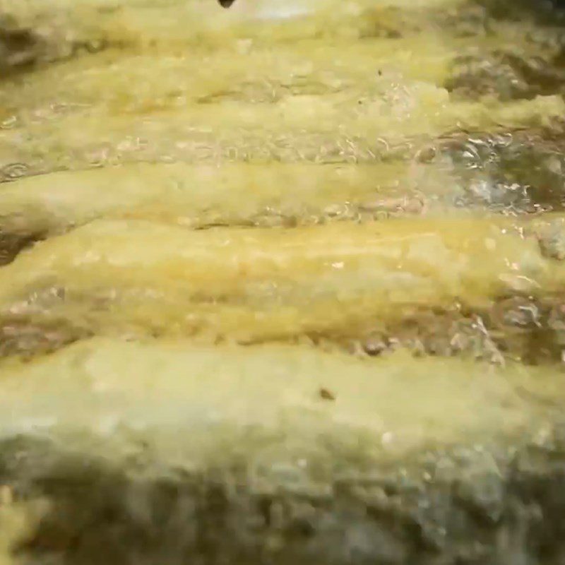 Step 3 Frying Fish Fried Fish