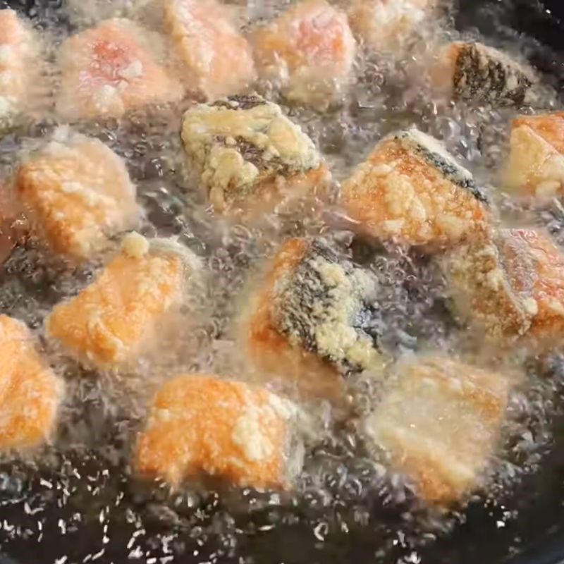 Step 4 Frying Fish Crispy Fried Salmon