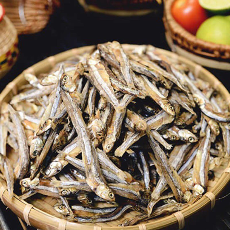 Step 2 Fry the anchovies for Dried Anchovy Mango Salad