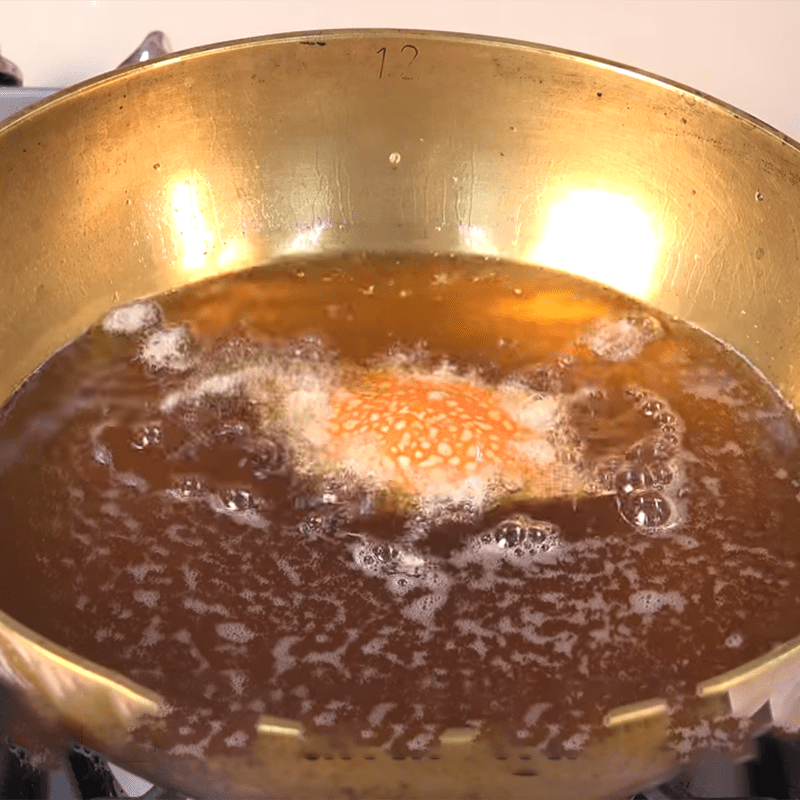 Step 4 Fry the crab stuffed crab meat