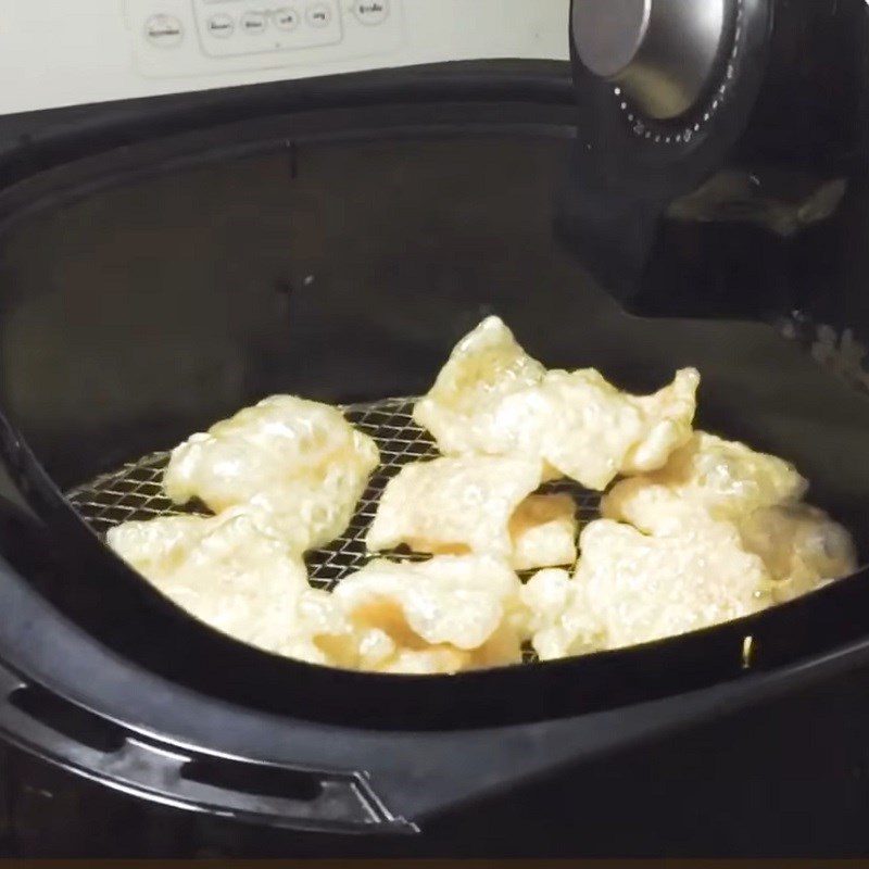 Step 4 Frying pork skin Crispy fried pork skin using an air fryer