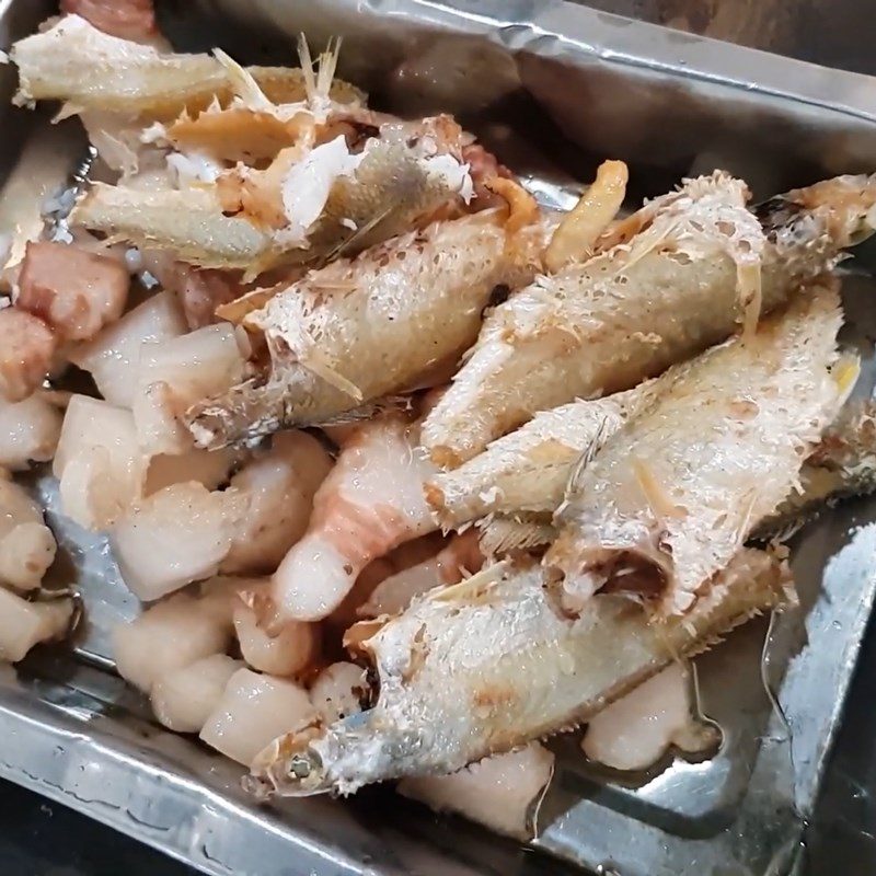 Step 4 Fried Dried Fish Fish Salad