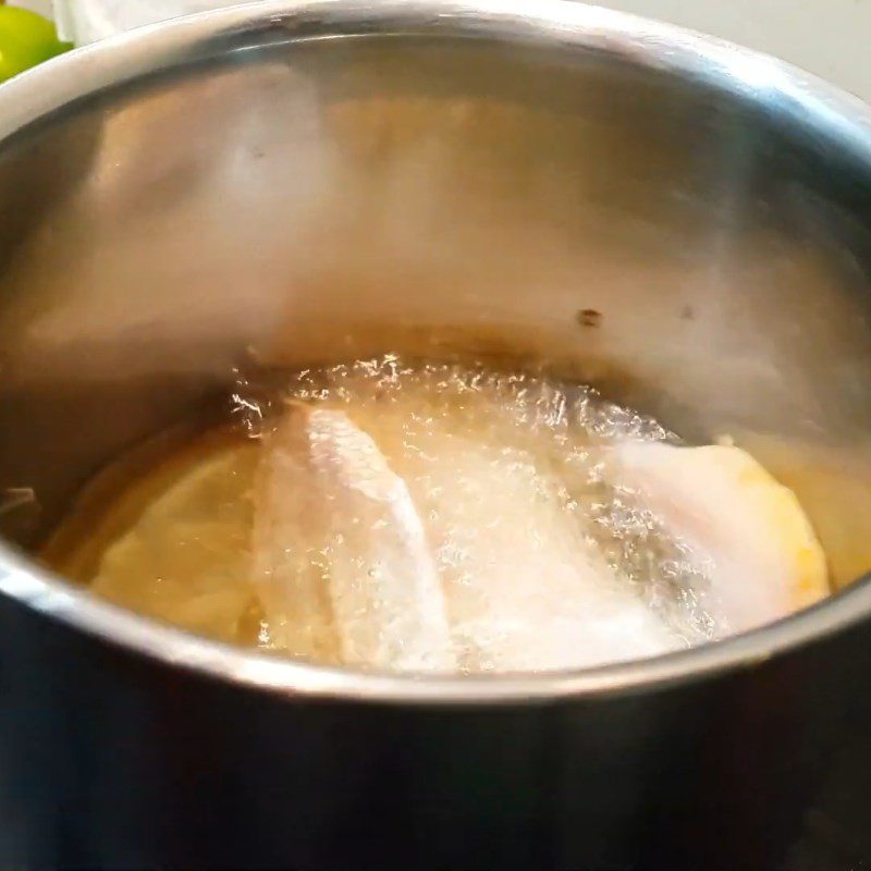 Step 2 Fry the dried fish Dried fish with garlic