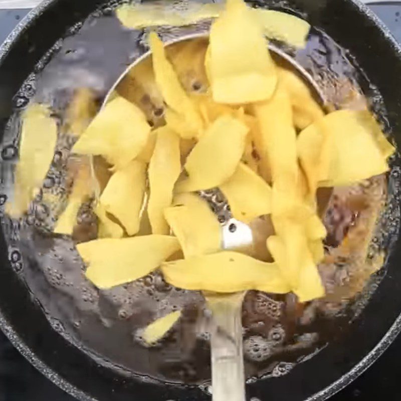 Step 2 Fried Sweet Potatoes Seaweed Sweet Potato Snack