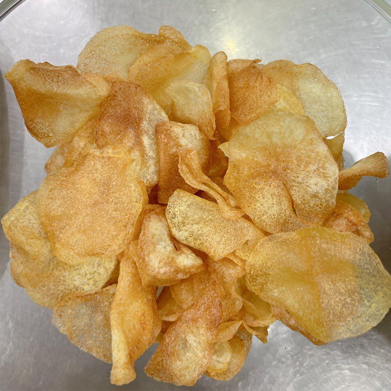 Step 3 Fry the potatoes Crispy fried potatoes without flour