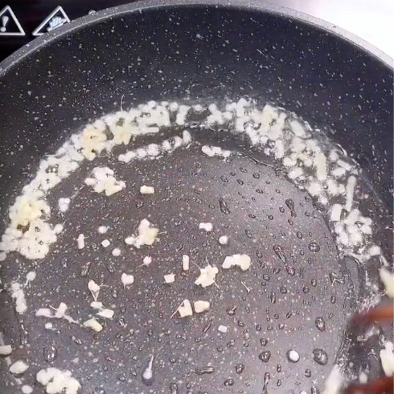 Step 2 Lightly fry the eggplant and make the braising sauce Vegetarian eggplant stew (Recipe shared by Tiktok Vegetarian Kitchen XANH)