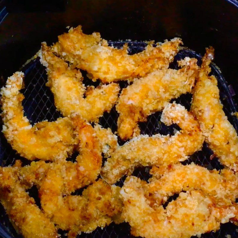 Step 3 Fried shrimp Fried shrimp using an air fryer