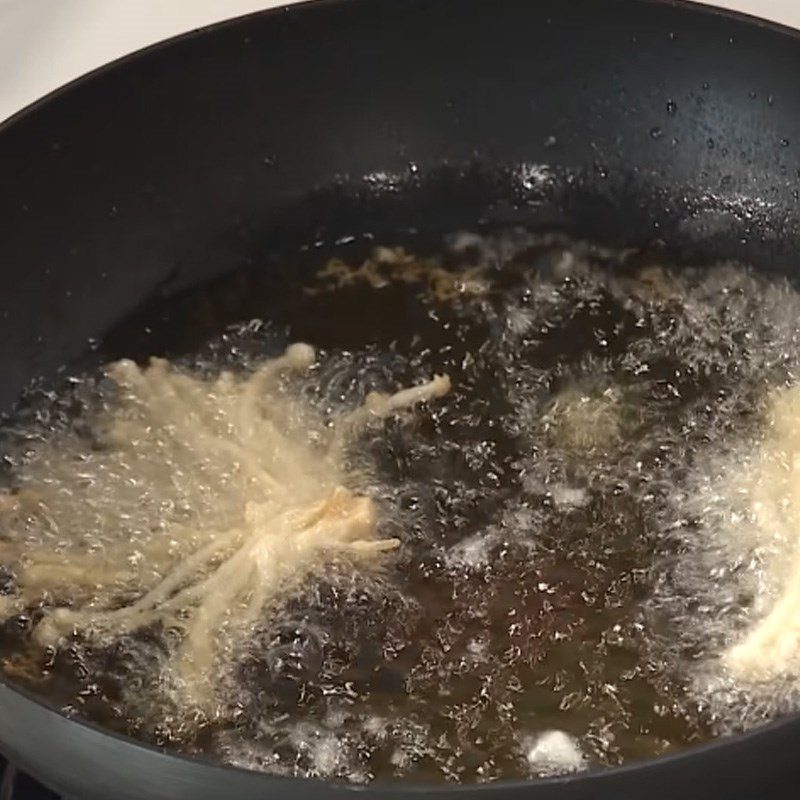 Step 4 Frying shrimp and mushrooms Crispy fried mushrooms with passion fruit sauce