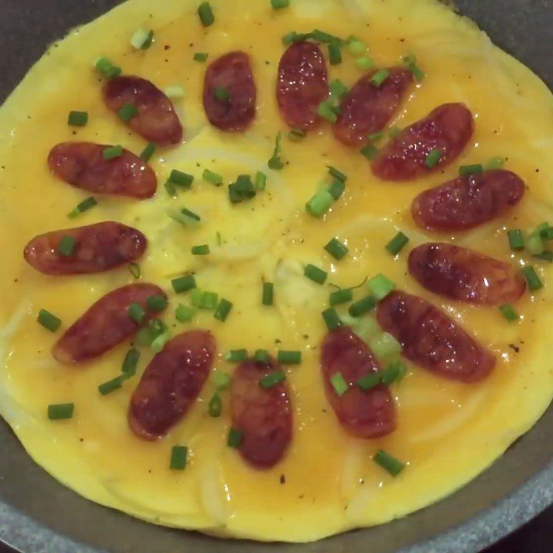 Step 4 Frying eggs Sausage fried eggs