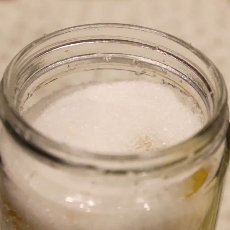 Step 3 Put lemon and sugar into the soaking jar Lemon soaked in sugar