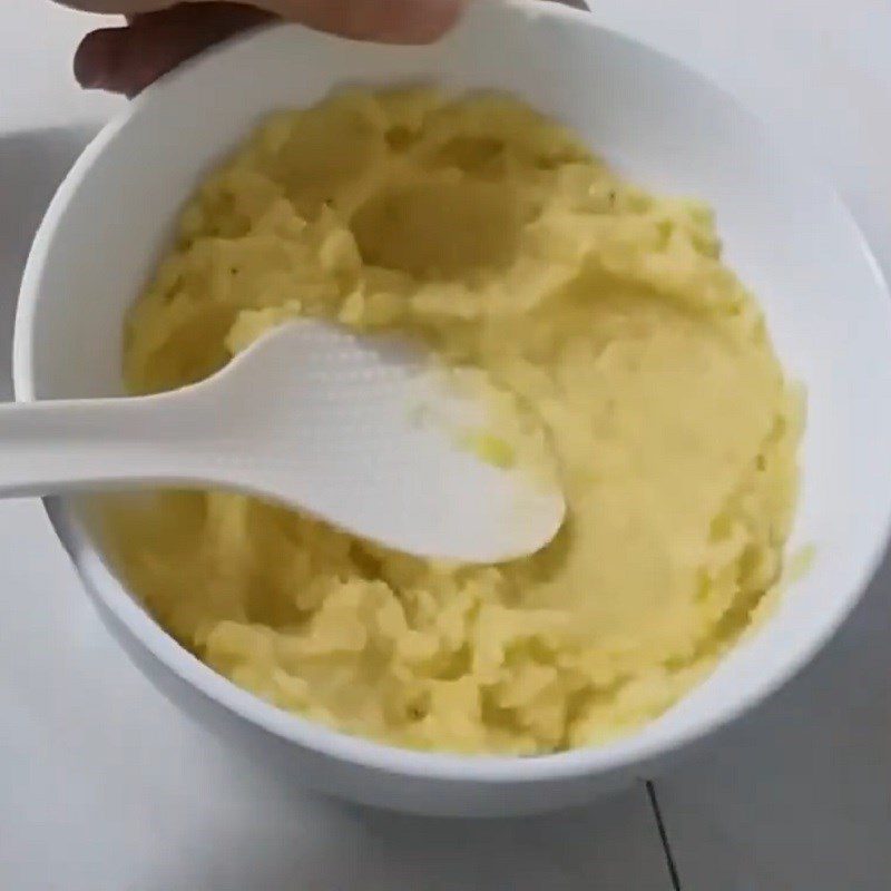 Step 1 Prepare mung beans Phu Tho cassava cake