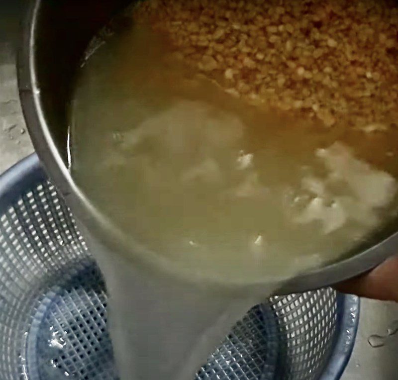 Step 1 Prepare the Sticky Rice and Mung Beans Northern Sticky Rice