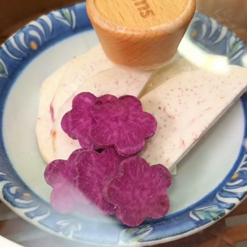 Step 1 Prepare ingredients for Taro Yogurt Sandwich (Recipe shared from Tiktok Cooking with TasteVN)