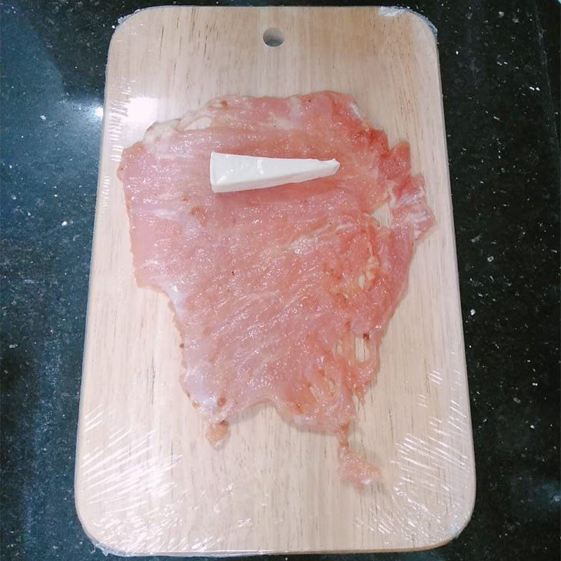 Step 3 Wrap the cheese for Cheese-wrapped Meat