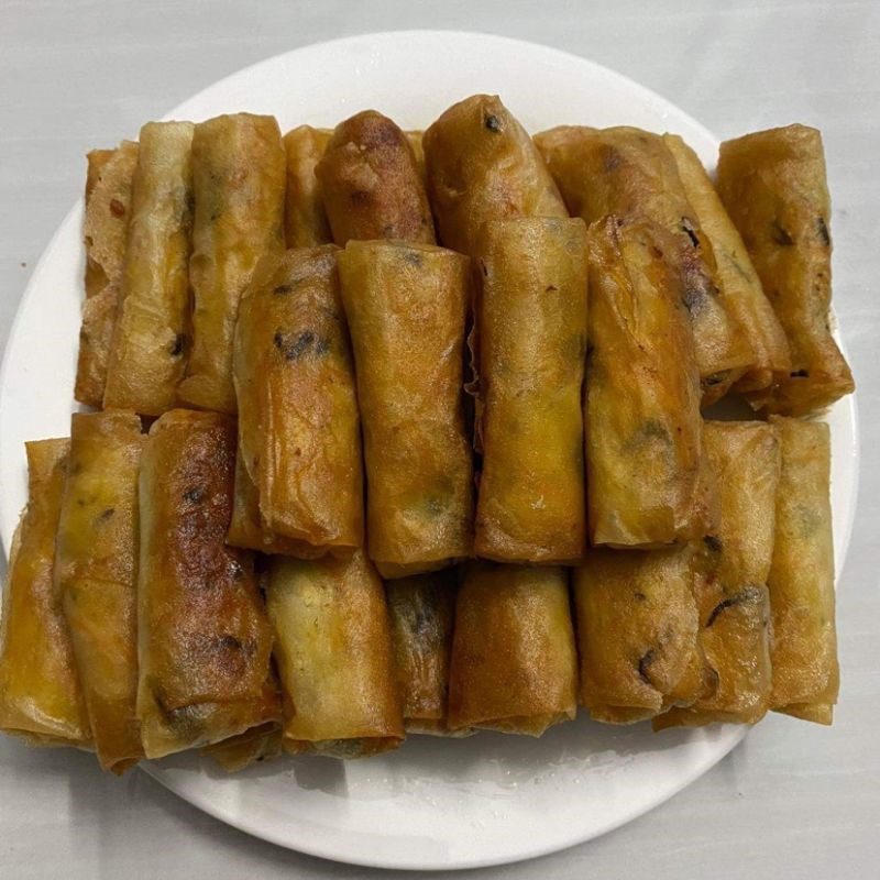 Step 3 Roll and fry spring rolls Vegetarian spring rolls