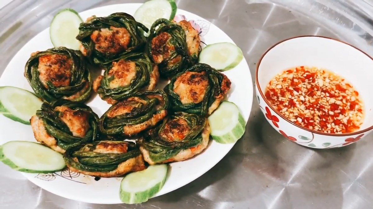 Bean Pods Wrapped with Fish Cake