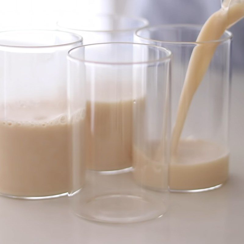 Step 4 Pour into molds Caramel milk pudding
