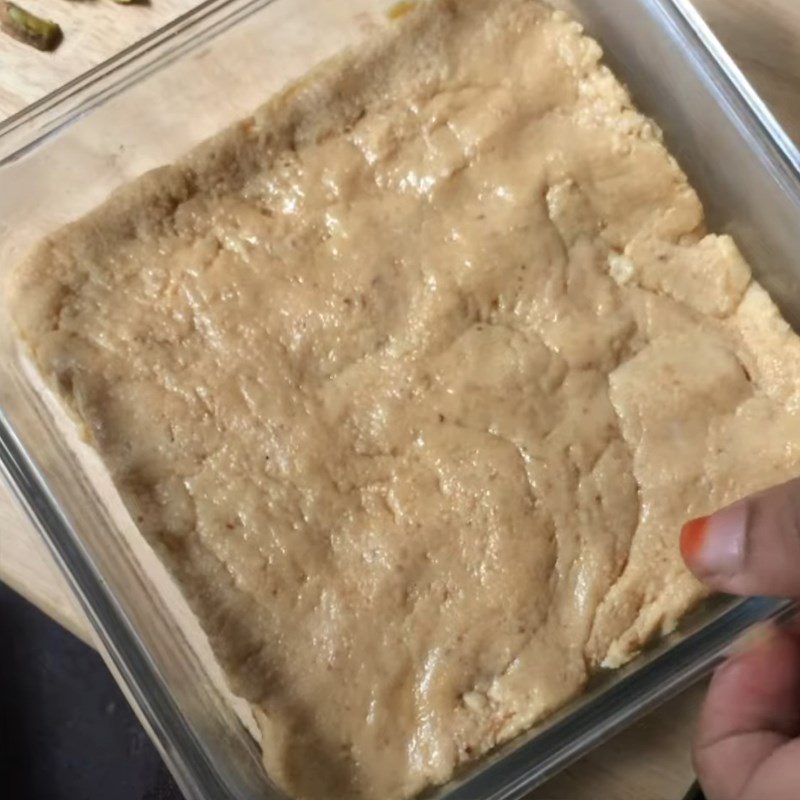 Step 2 Pouring and Cooling Powdered Milk Cake