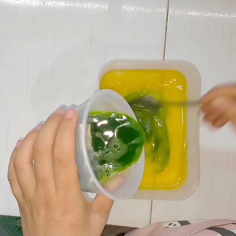 Step 1 Prepare Pandan Jelly for Durian and Palm Sugar Pudding