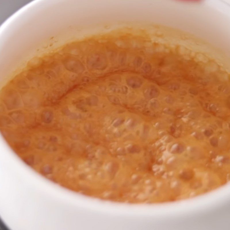 Step 2 Cook the caramel milk mixture for caramel milk pudding