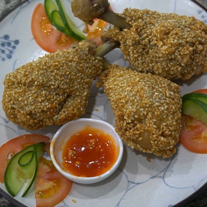 Step 6 Finished product Fried chicken with sesame and Vietnamese coriander