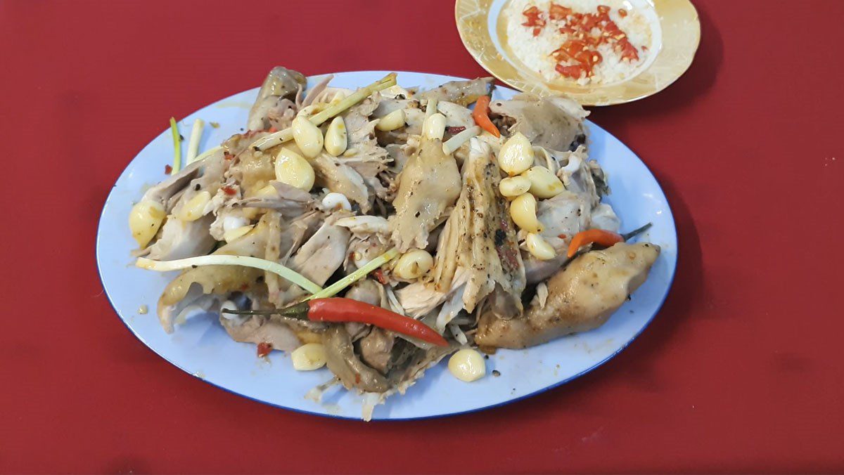 Steamed Chicken with Garlic