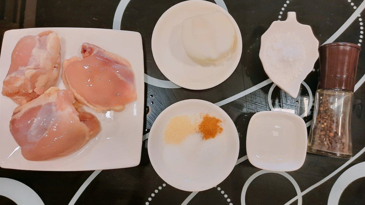 Ingredients for fried chicken balls