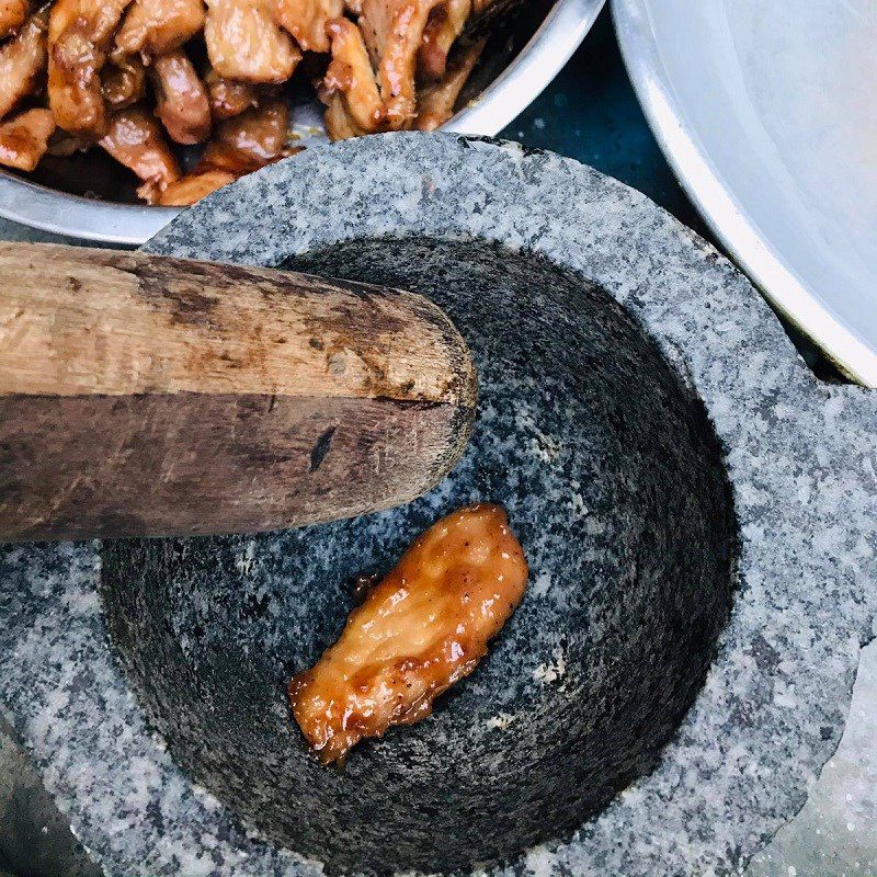 Step 4 Pound the meat Pork floss (recipe shared by user)