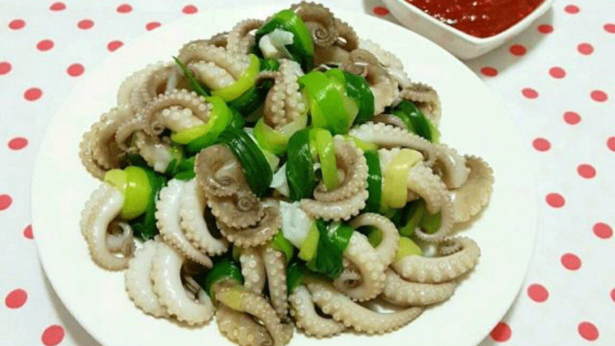 Green Onion Octopus Salad