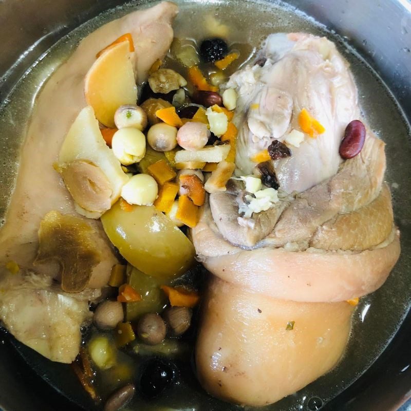 Step 4 Braising the pork leg Pork leg braised with five spices