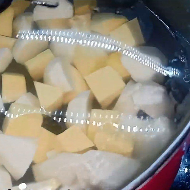 Step 2 Softening the sweet potatoes, taro, and yam