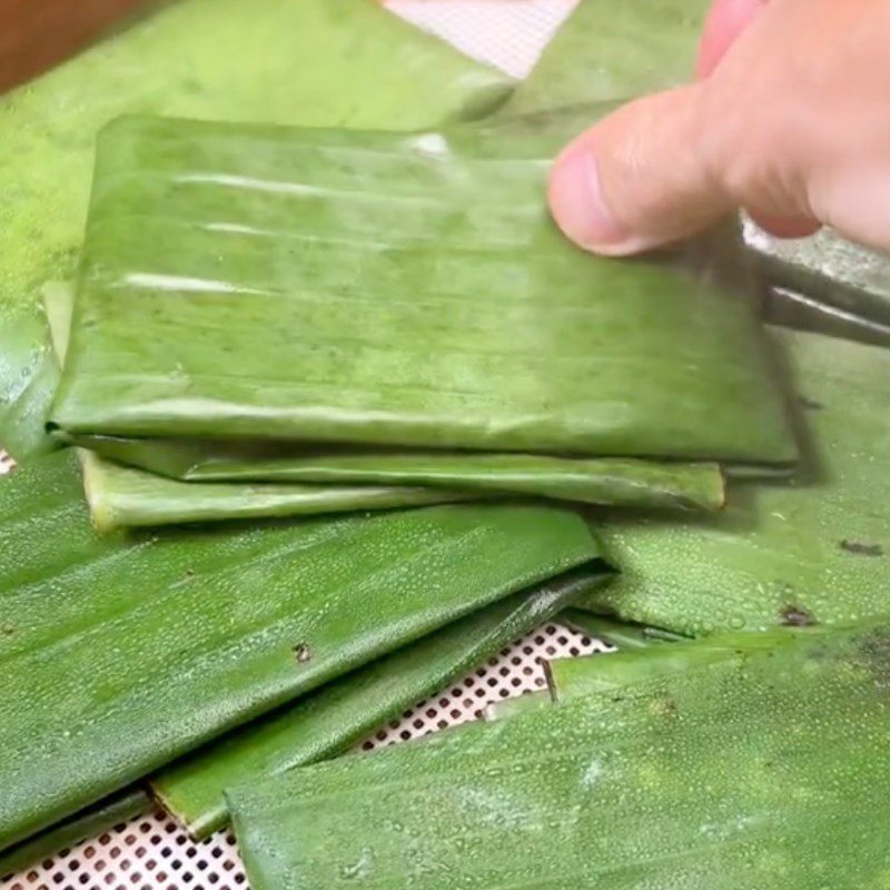 Step 6 Steaming the cake Vegan bánh nậm with chicken leg mushroom filling