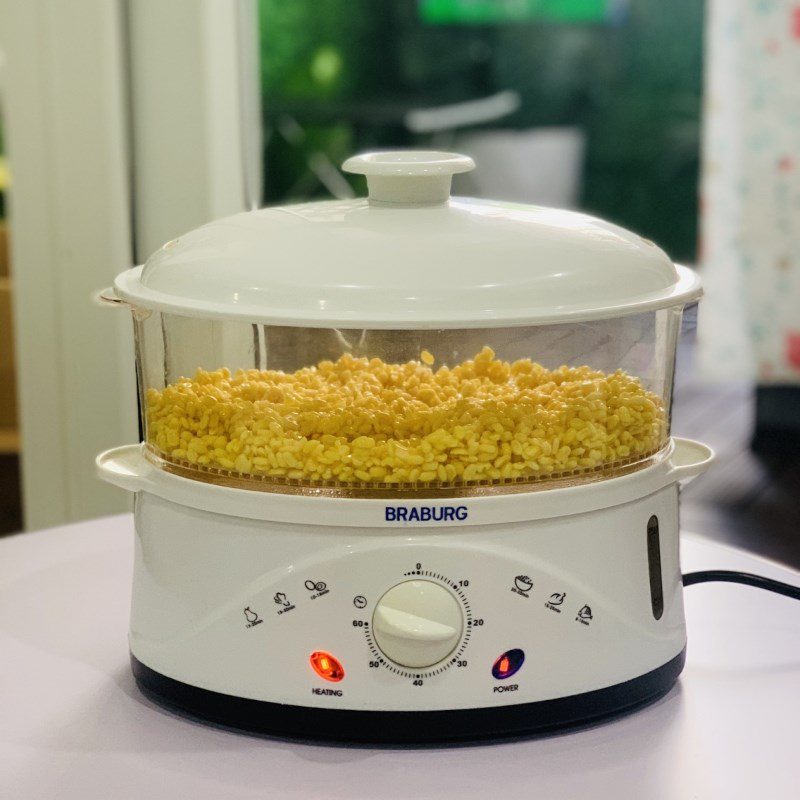 Step 2 Steam the mung beans for Sticky Rice with Coconut Milk