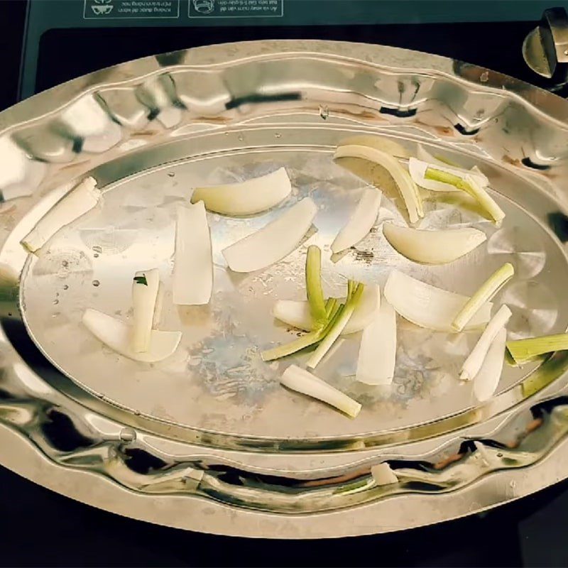 Step 3 Steaming the dish Steamed pig's heart with ginger