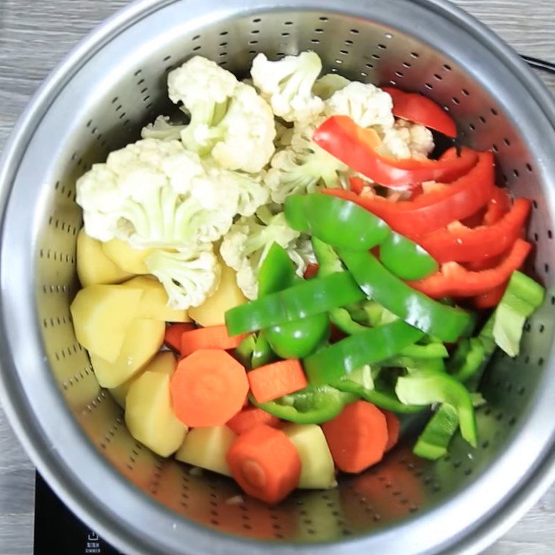 Step 2 Steam vegetables Fried cheese vegetable balls