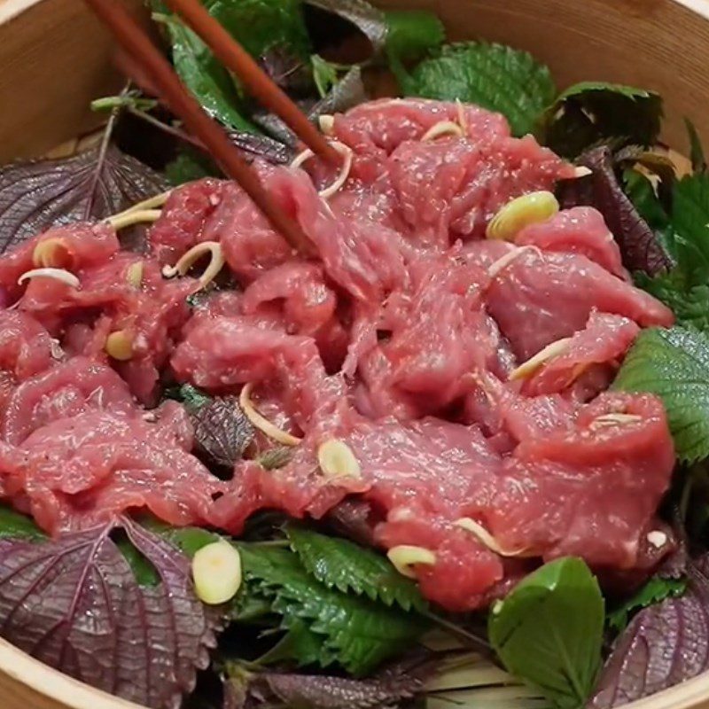 Step 3 Steamed beef with perilla leaves (Recipe shared from Tiktok Cooking with TasteVN)