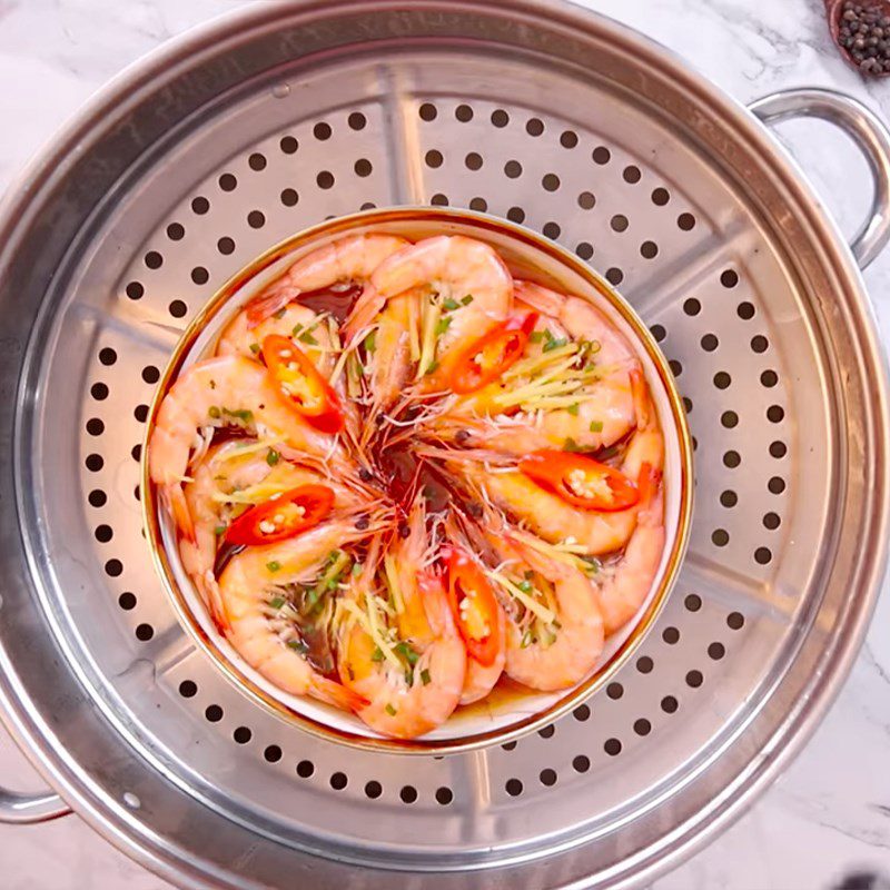 Step 3 Steamed Shrimp Shrimp steamed with oyster sauce